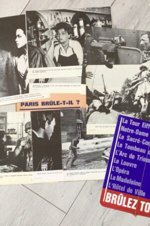 Jeu de photos d'exploitation originales de cinéma Paris brûle t’il ?