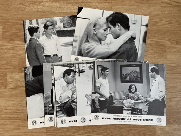Jeu de photos d'exploitation originales de cinéma Avec amour et avec rage