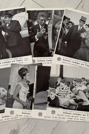 Jeu de photos d'exploitation originales de cinéma Jaloux comme un tigre