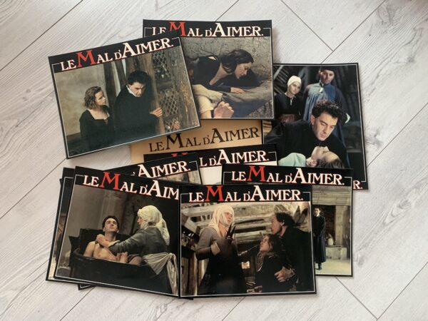 Jeu de photos d'exploitation originales de cinéma Le mal d’aimer