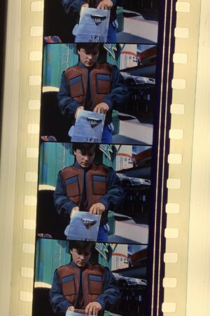 Morceau de pellicule 35mm du film retour vers le futur 2